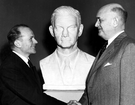 SecDef Johnson congratulates sculptor on Bronze Memorial