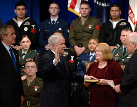 Gates is sworn in as Secretary of Defense