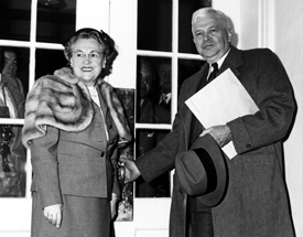 Charles Wilson and wife arrive at White House for swearing-in ceremony